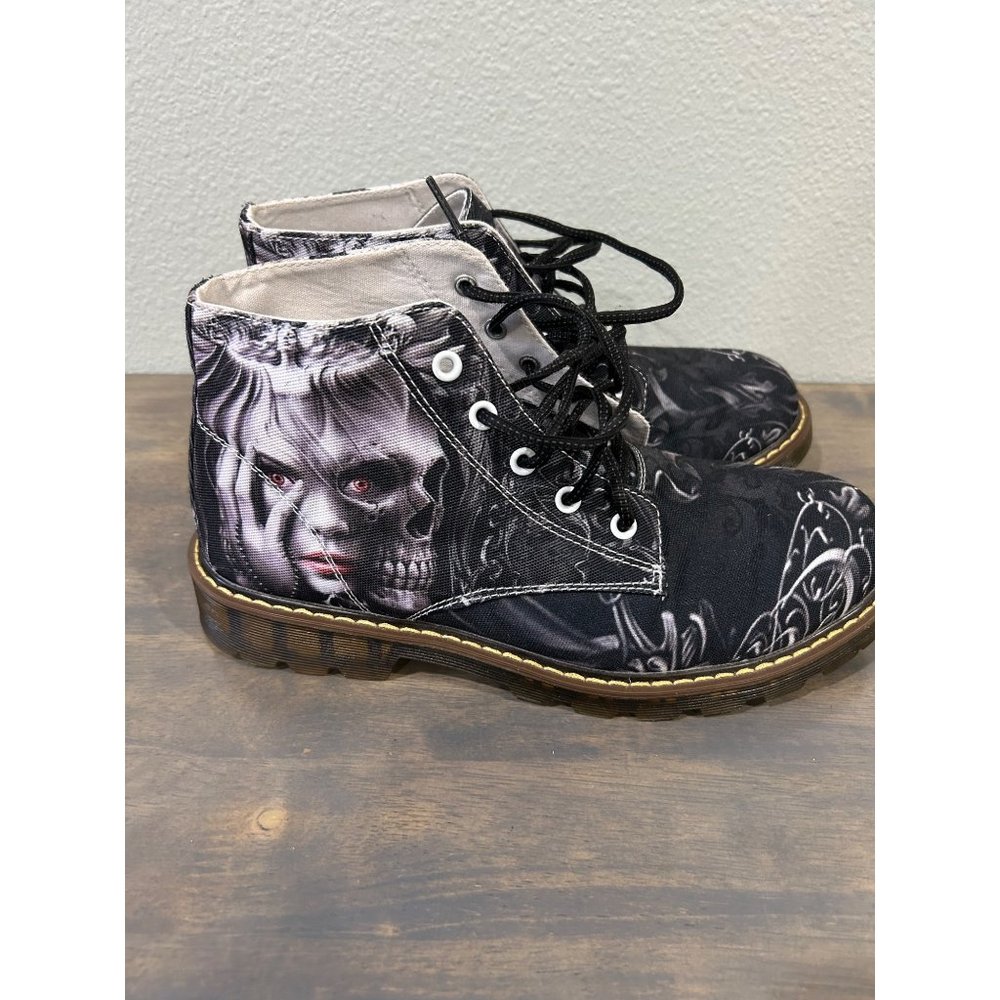 NEW First Dance Skull Print Boots Size 40 EU 7 US Unisex Gothic